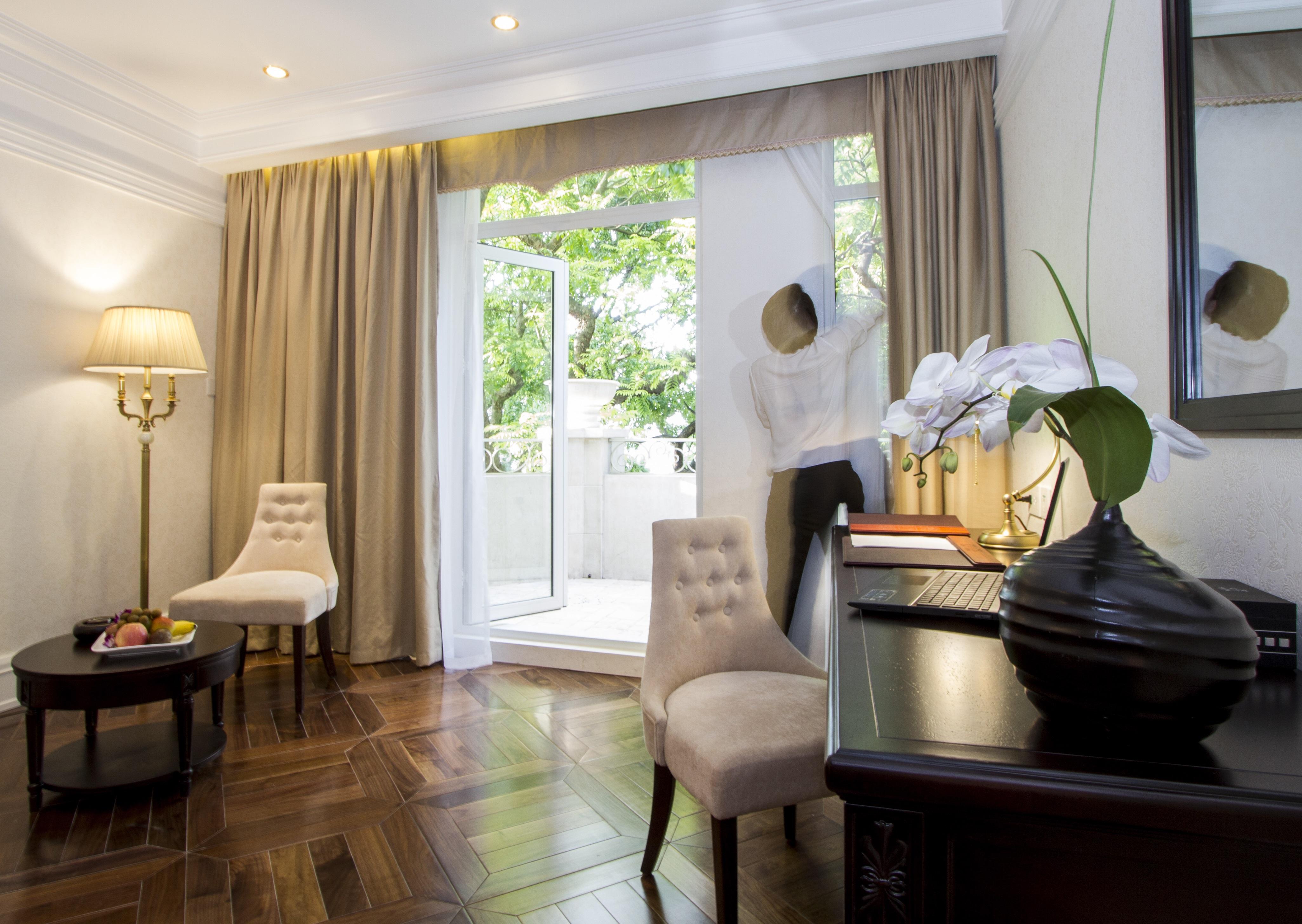 Silk Path Boutique Hà Nội